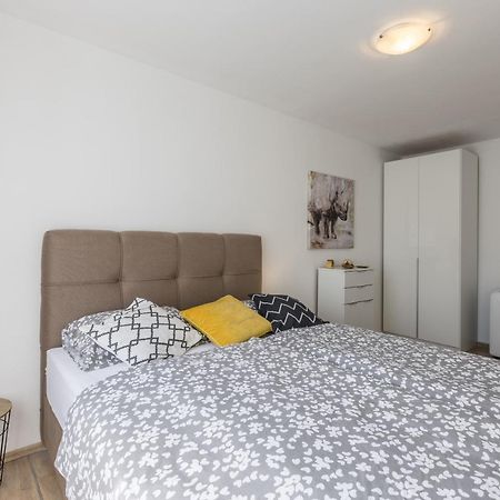 Sunny City Apartment Сплит Экстерьер фото