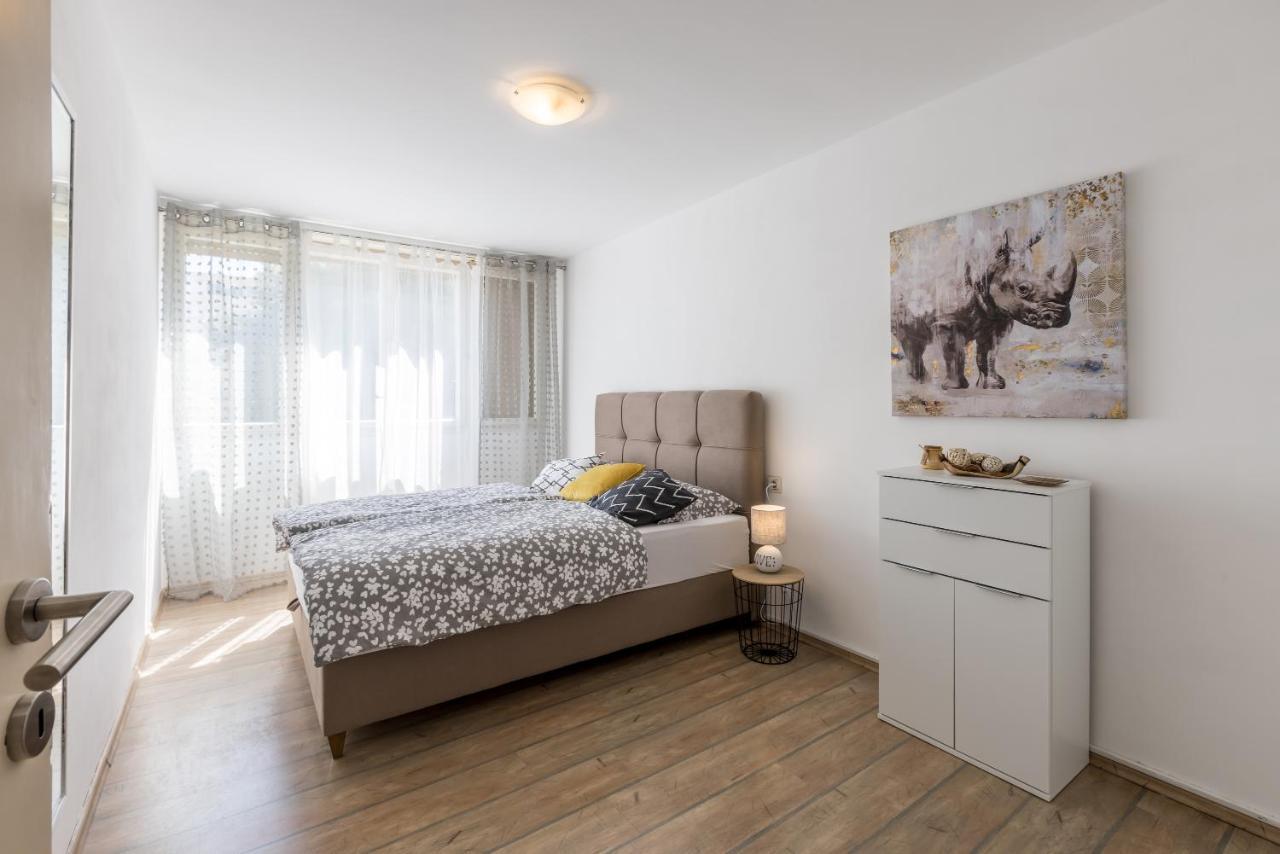 Sunny City Apartment Сплит Экстерьер фото